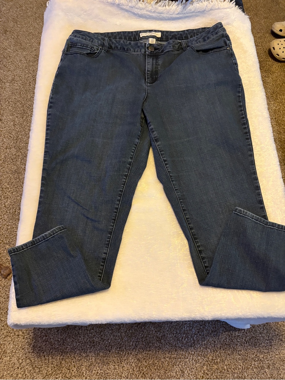 Cato Straight Leg Jeans in Dark Blue Wash